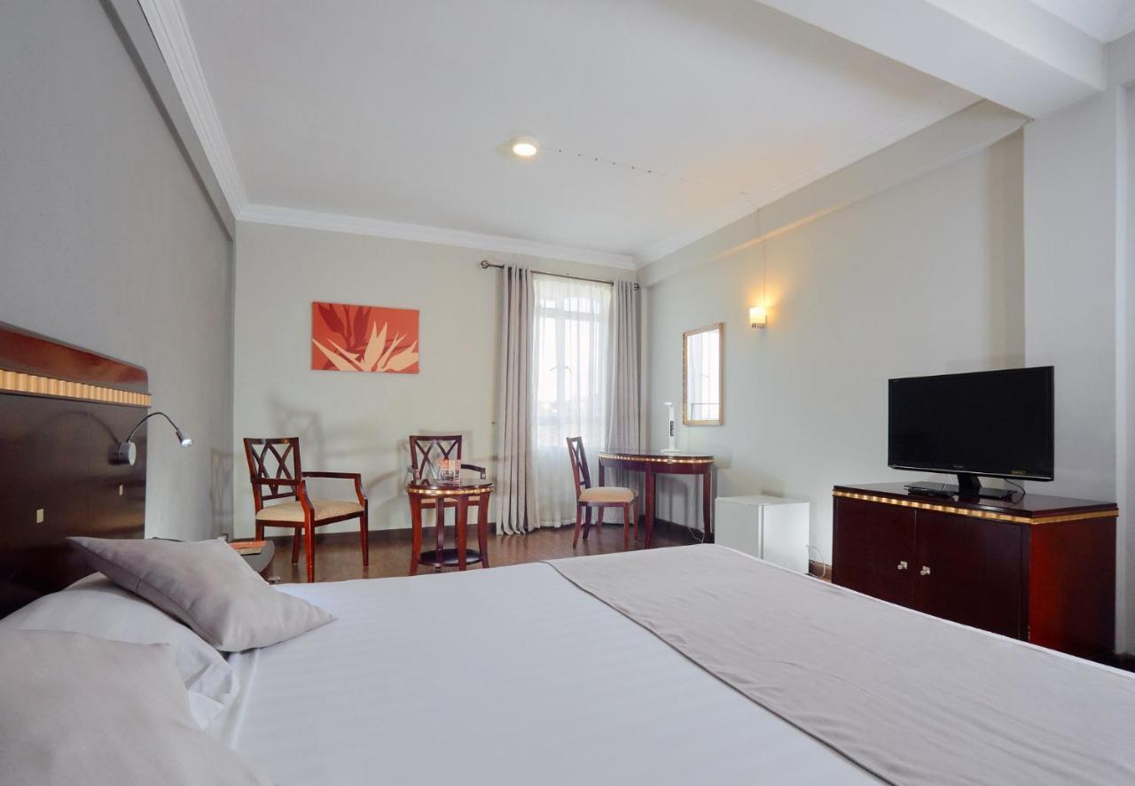 Gold Crest Hotel Quatre Bornes Extérieur photo