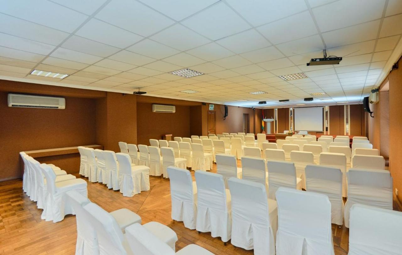 Gold Crest Hotel Quatre Bornes Extérieur photo