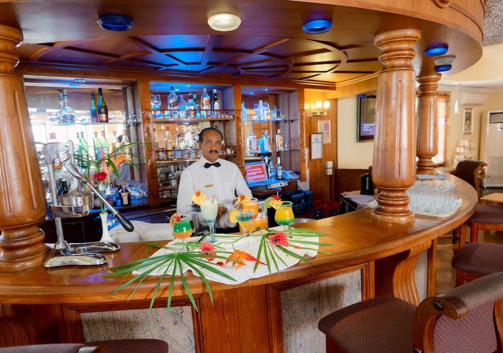 Gold Crest Hotel Quatre Bornes Extérieur photo