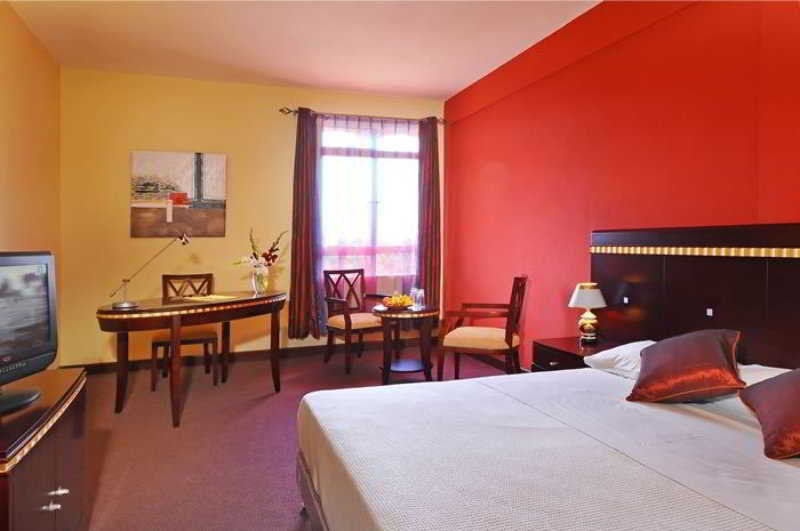 Gold Crest Hotel Quatre Bornes Extérieur photo