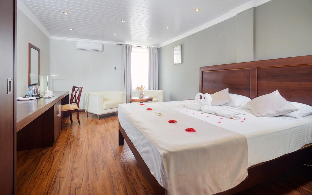Gold Crest Hotel Quatre Bornes Extérieur photo