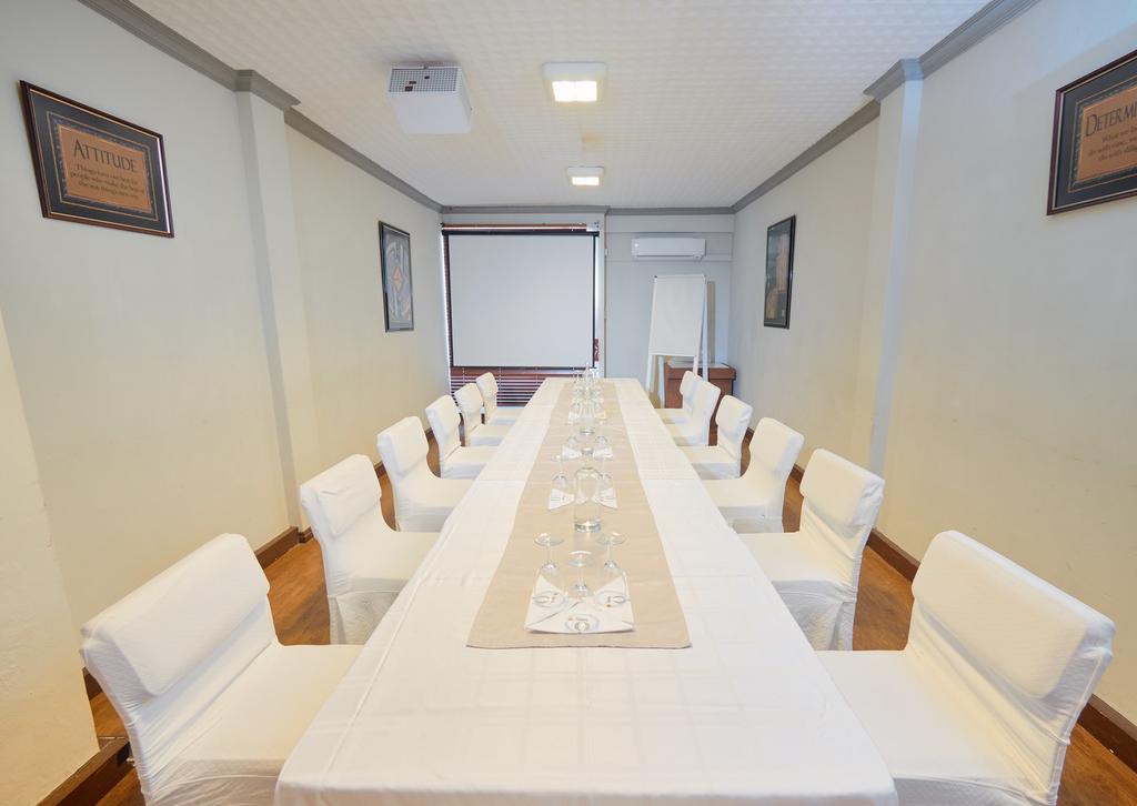 Gold Crest Hotel Quatre Bornes Extérieur photo