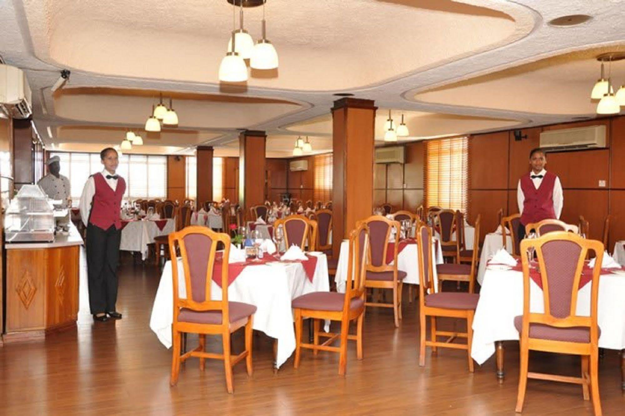 Gold Crest Hotel Quatre Bornes Extérieur photo