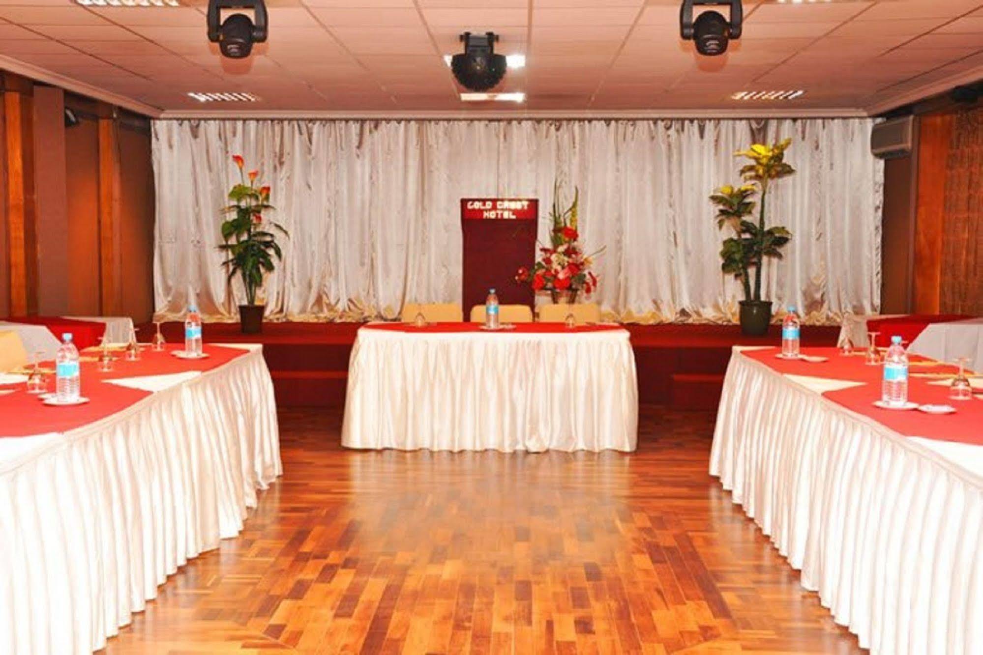 Gold Crest Hotel Quatre Bornes Extérieur photo