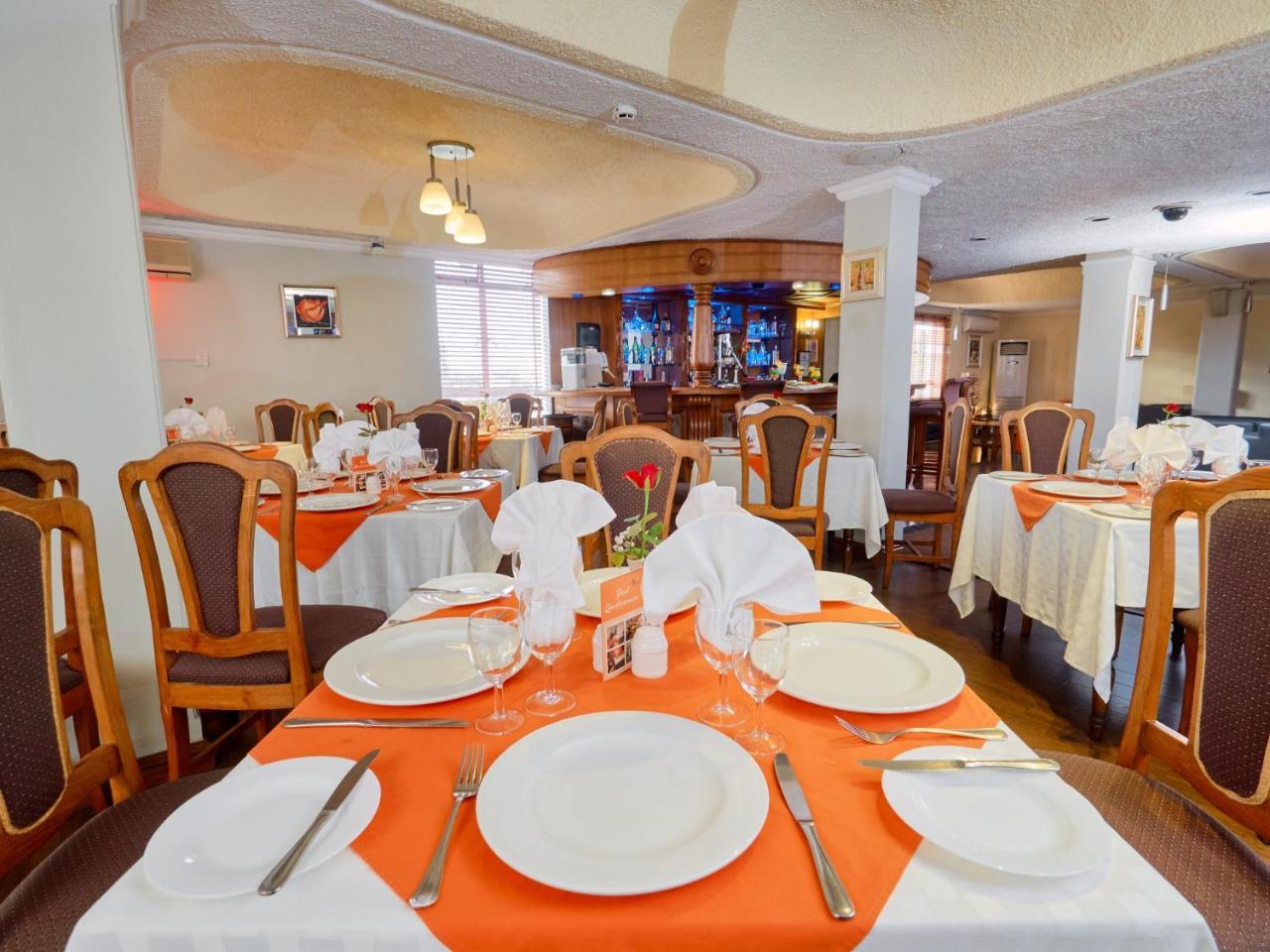 Gold Crest Hotel Quatre Bornes Extérieur photo